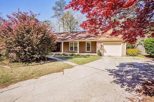 Enjoy the centrally located Mcfadyen Guest House image 10