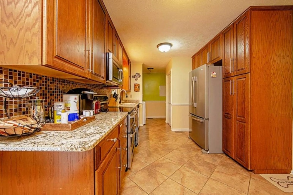 Enjoy the centrally located Mcfadyen Guest House Image 28