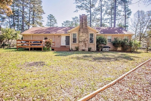 Enjoy the centrally located Mcfadyen Guest House image 5